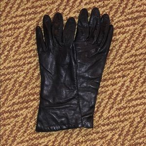 Black leather gloves